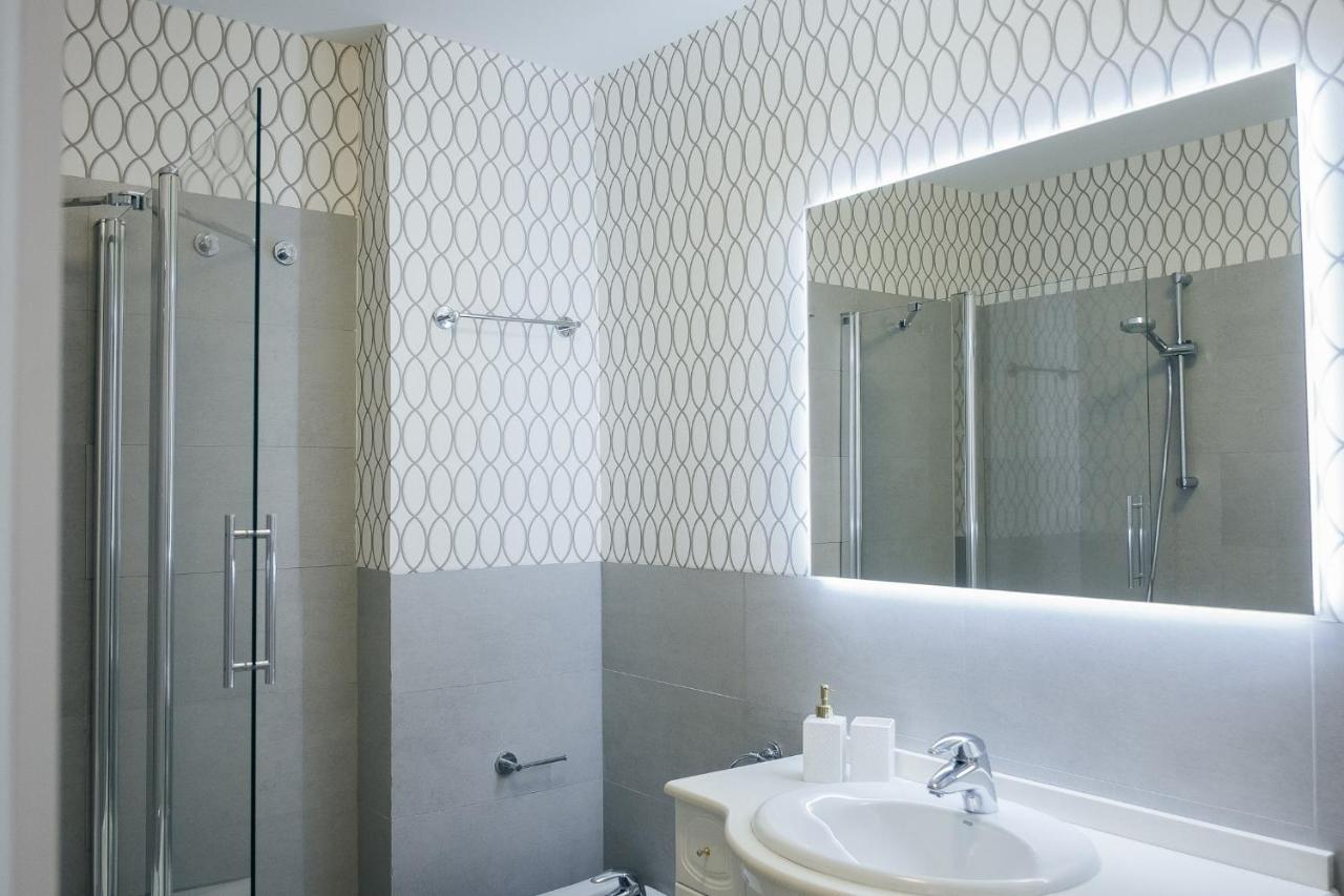 Chung cư 300 m² 5 phòng ngủ, 4 phòng tắm riêng ở Salamanca Madrid Ngoại thất bức ảnh
